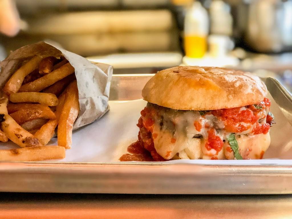 Urban Burger | restaurant | 13 Eastman St, Cranford, NJ 07016, USA | 9082727790 OR +1 908-272-7790