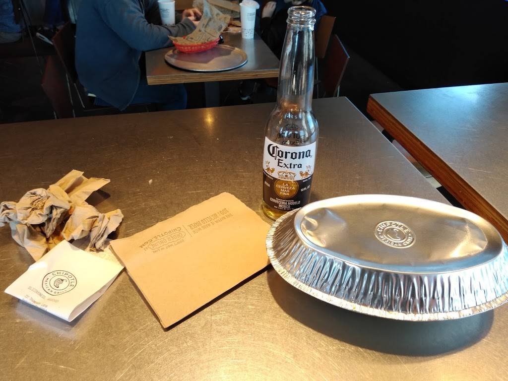 Chipotle Mexican Grill | restaurant | 731 Thompson Ln, Nashville, TN 37204, USA | 6152923311 OR +1 615-292-3311