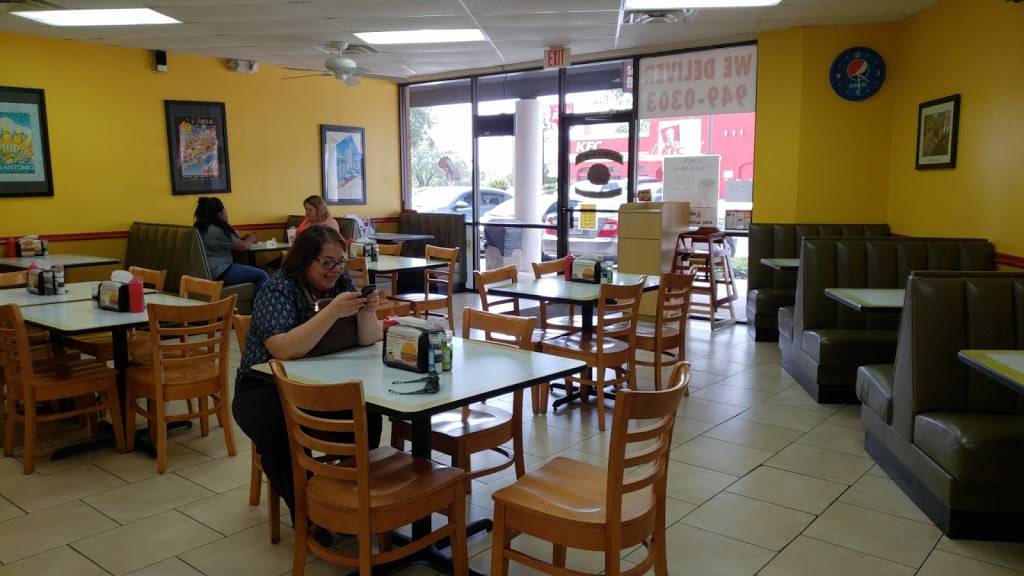 San Antonio Burger | restaurant | 8440 Fredericksburg Rd, San Antonio, TX 78229, USA | 2109490303 OR +1 210-949-0303