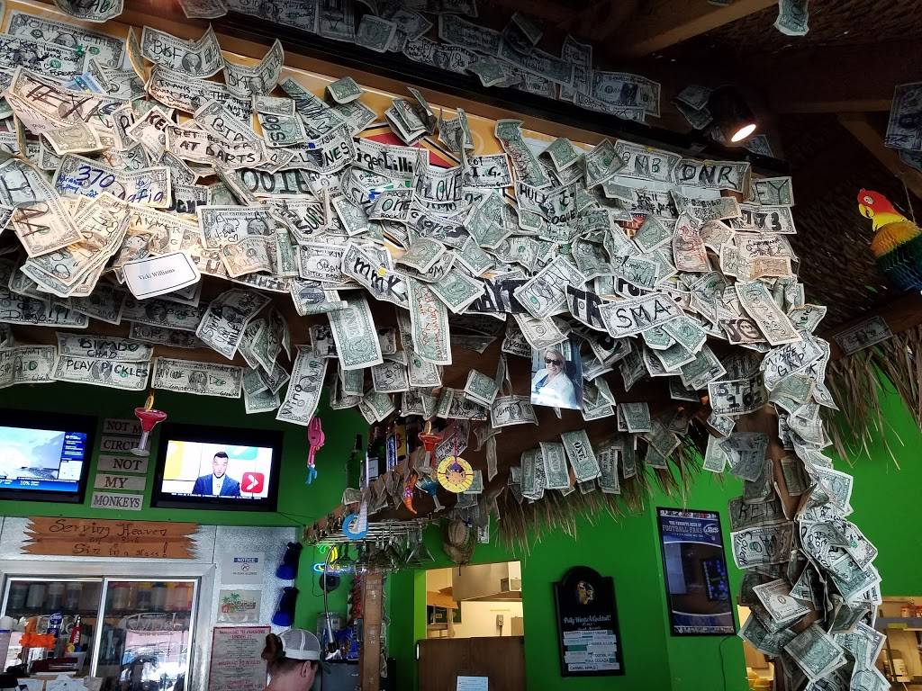 Island Bar & Grill | restaurant | 7826 S 123rd Plaza, La Vista, NE 68128, USA | 4029337330 OR +1 402-933-7330