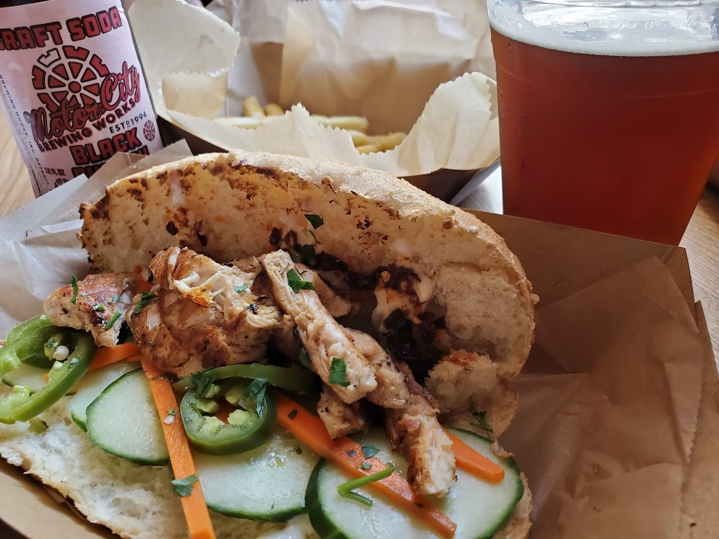 Motor City Brewing Works-Livernois | restaurant | 13950 Livernois, Detroit, MI 48221, USA | 3138322700 OR +1 313-832-2700