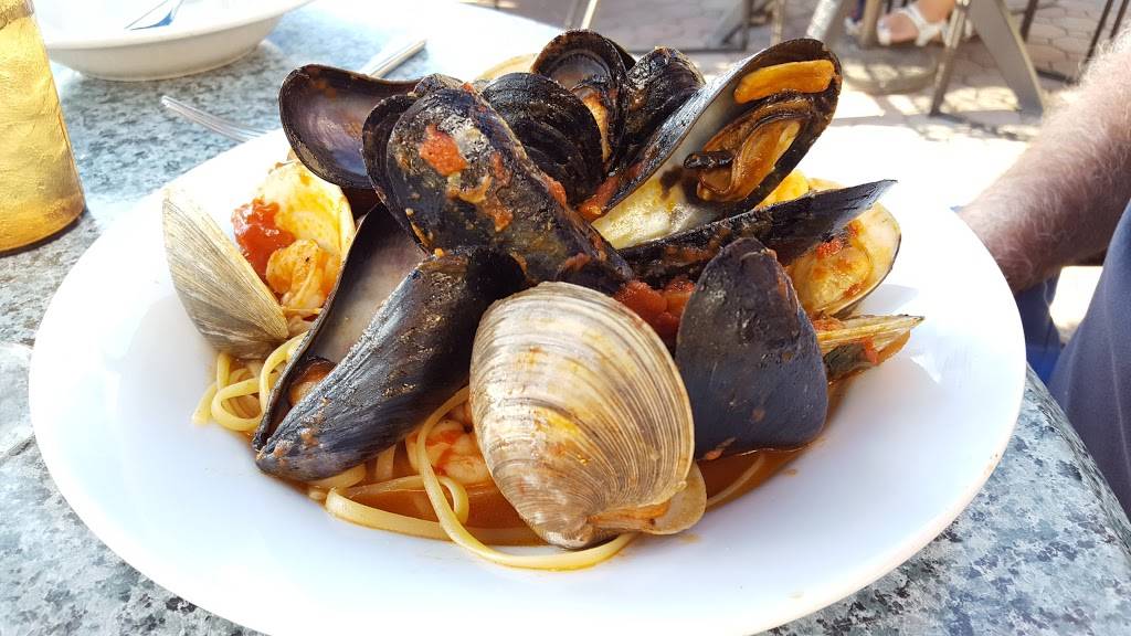 Sunset Cove | restaurant | 238 Green St, Tarrytown, NY 10591, USA | 9143667889 OR +1 914-366-7889