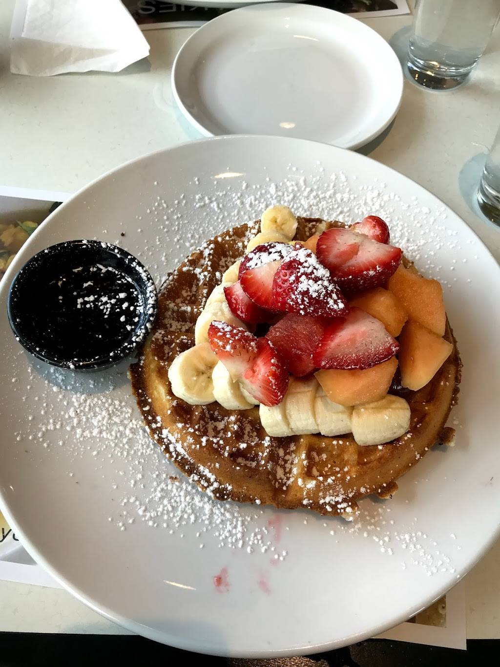 Yoolkies | restaurant | 4701C Boul Saint-Jean, Dollard-des-Ormeaux, QC H9H 2A7, Canada | 5146751550 OR +1 514-675-1550