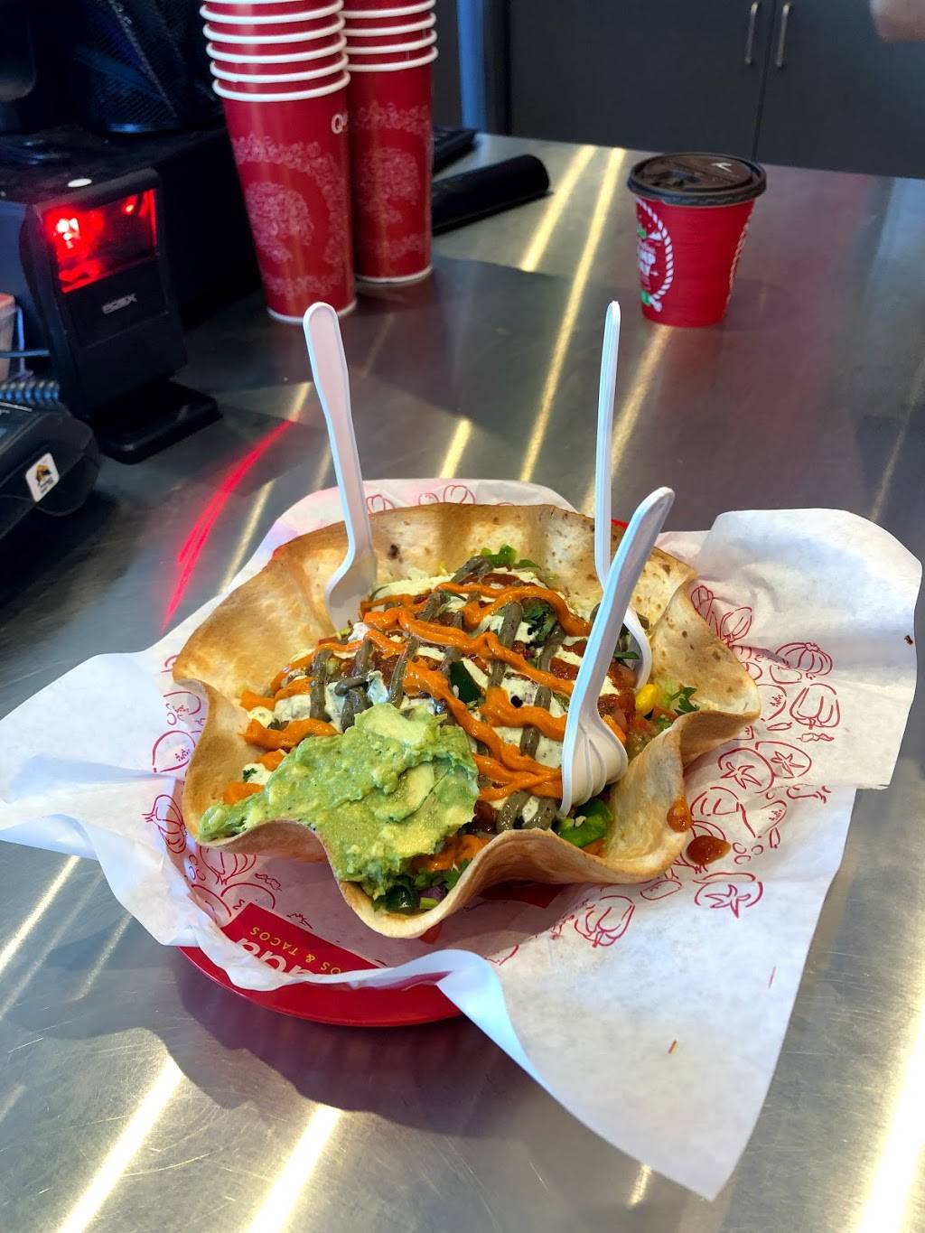 Quesada Burritos & Tacos | restaurant | 15440 Bayview Ave, Aurora, ON L4G 3G8, Canada | 9058413300 OR +1 905-841-3300