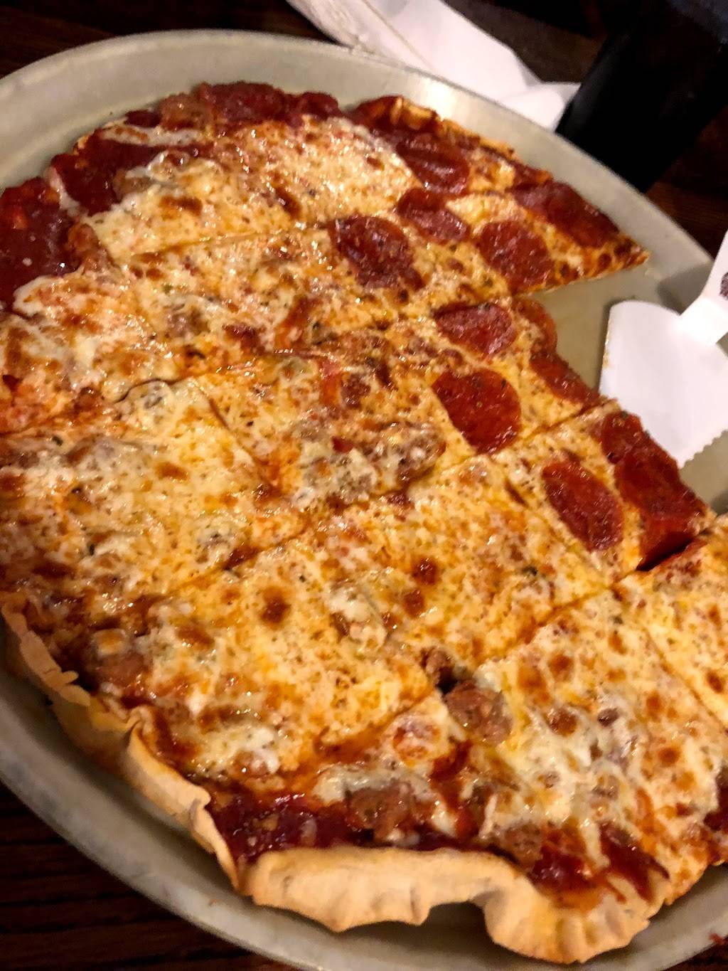 Barnabys Family Inn | restaurant | 933 W Rand Rd, Arlington Heights, IL 60004, USA | 8473945270 OR +1 847-394-5270