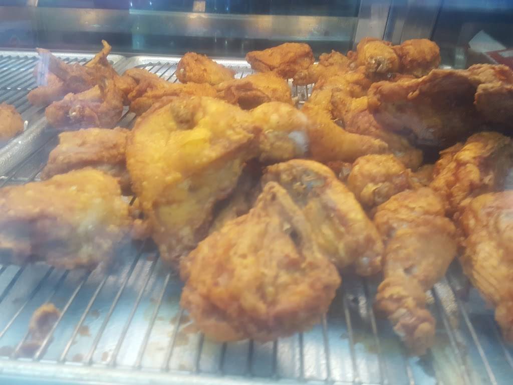 New Texas Fried Chicken | restaurant | 639 Wilson Ave, Brooklyn, NY 11207, USA | 7185741620 OR +1 718-574-1620