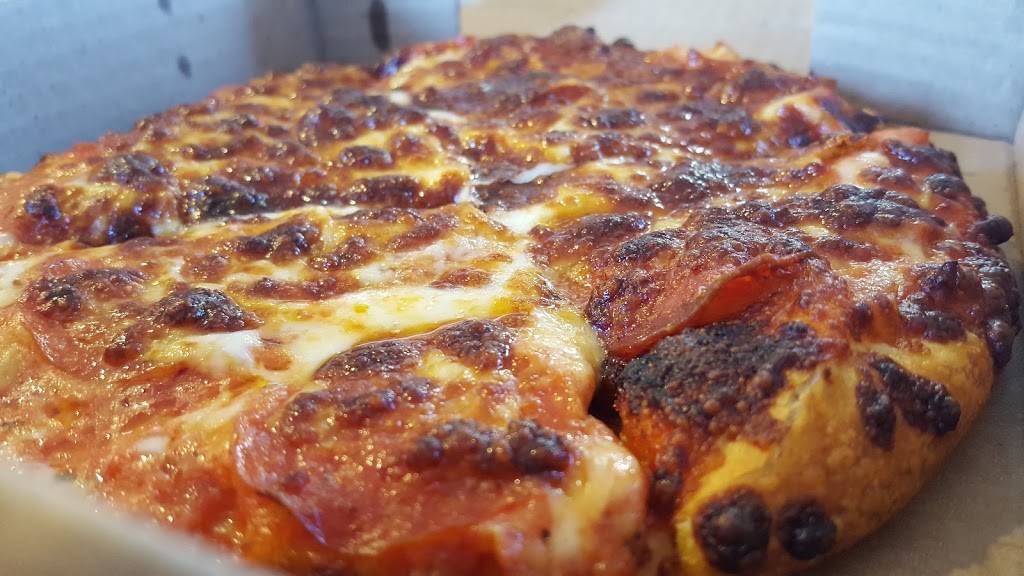 Russells Pizza | restaurant | 136 Lee St N, Wagener, SC 29164, USA | 8035645012 OR +1 803-564-5012