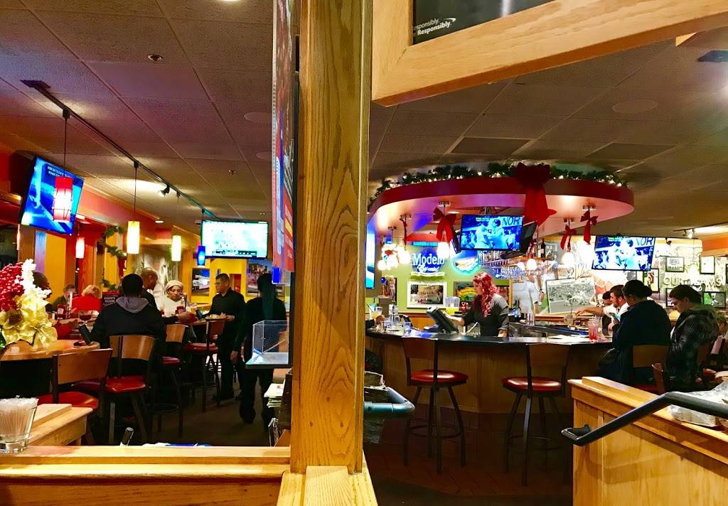 Applebees Grill + Bar | restaurant | 2263 S Shore Center, Alameda, CA 94501, USA | 5105227071 OR +1 510-522-7071