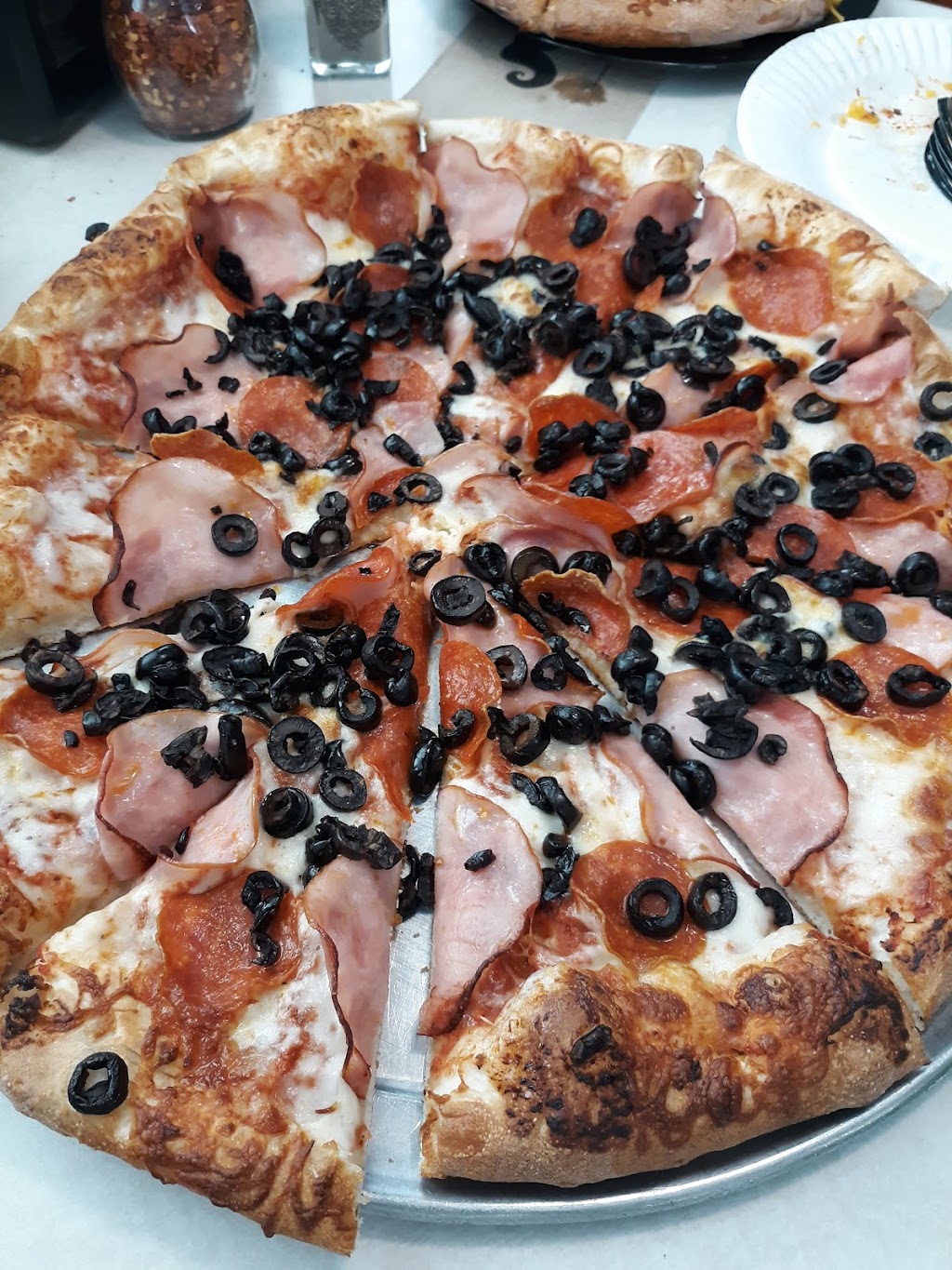 Pizza Factory | restaurant | 2975 Main St, Susanville, CA 96130, USA | 5302570222 OR +1 530-257-0222