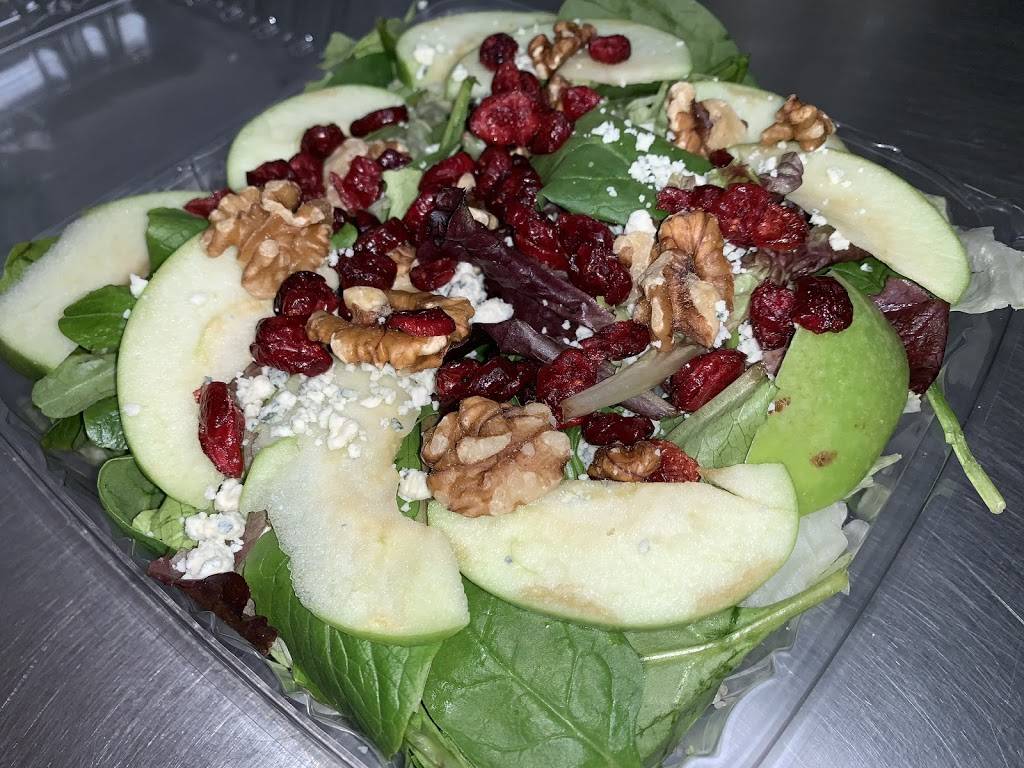 Central Pizza | restaurant | 20 W Central St, Franklin, MA 02038, USA | 5085280504 OR +1 508-528-0504