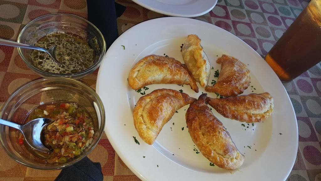 Las Olas Argentinian Latin cuisine | restaurant | 336 E International Speedway Blvd, Daytona Beach, FL 32118, USA | 3862547972 OR +1 386-254-7972