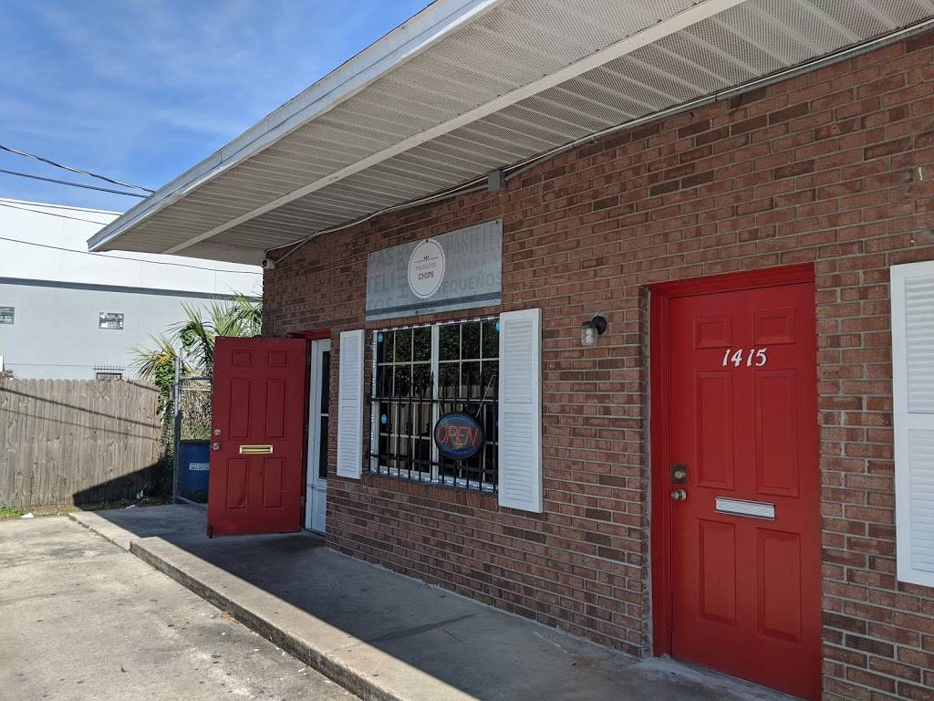 Pastelitos Chips | restaurant | 1417 Smith St, Kissimmee, FL 34744, USA | 4075305353 OR +1 407-530-5353