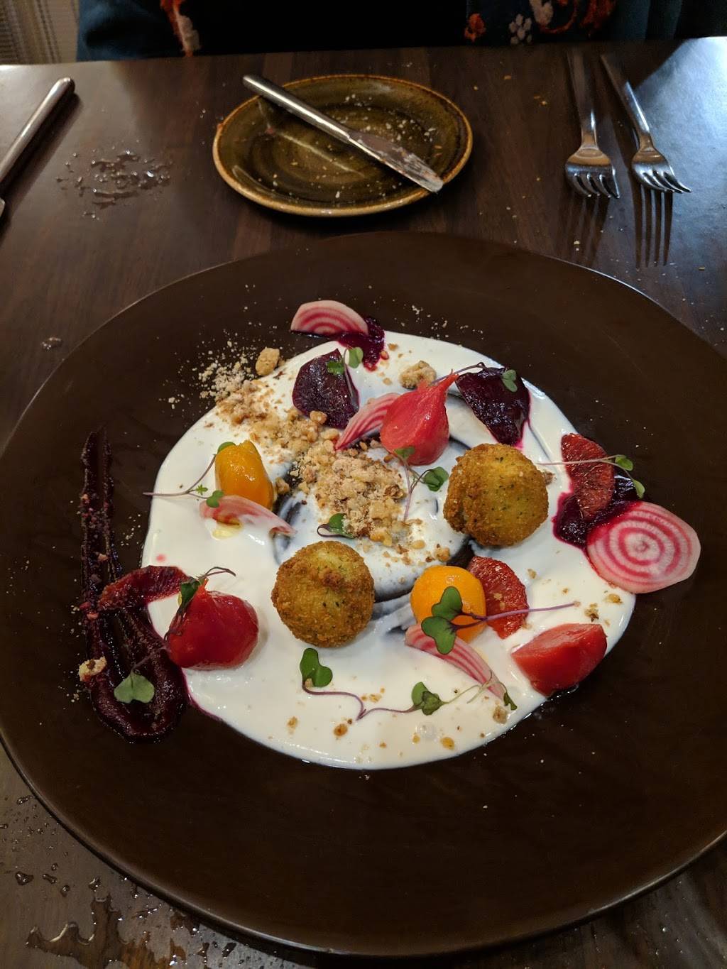 Carneros Bistro | restaurant | 1325 Broadway, Sonoma, CA 95476, USA | 7079313405 OR +1 707-931-3405