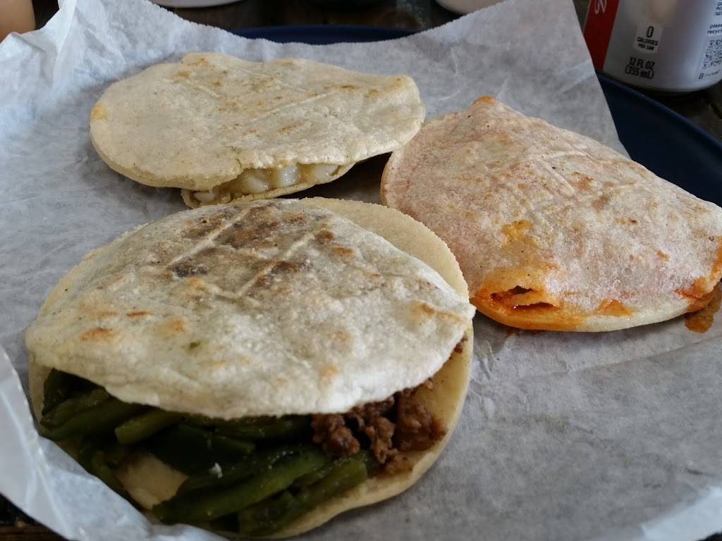 Las Gorditas De Don Angel | restaurant | 299 S Bolingbrook Dr, Bolingbrook, IL 60440, USA | 6303128574 OR +1 630-312-8574