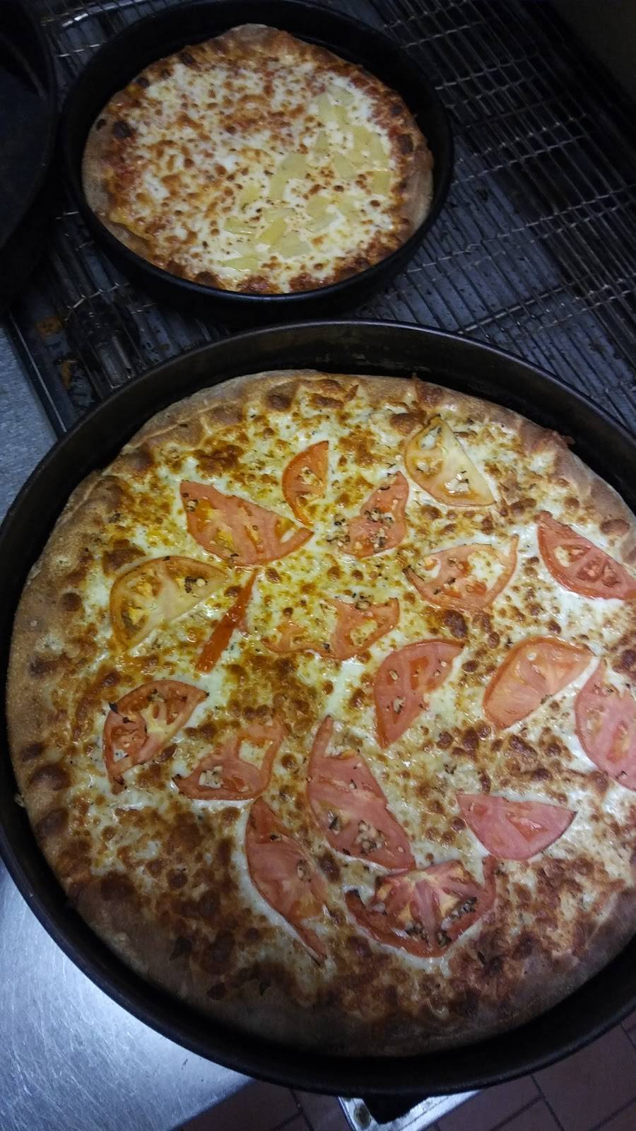 Rizzos Roast Beef | restaurant | 178 Lynn St, Peabody, MA 01960, USA | 9785312788 OR +1 978-531-2788