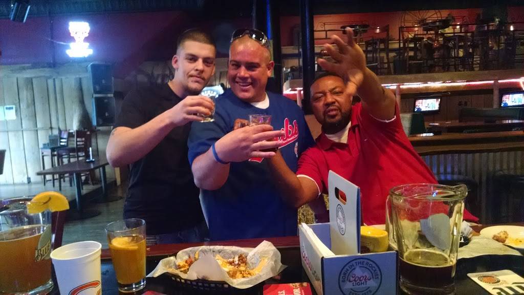 11th Street Rodeo Bar | restaurant | 1103 Franklin St, Michigan City, IN 46360, USA | 2192103820 OR +1 219-210-3820