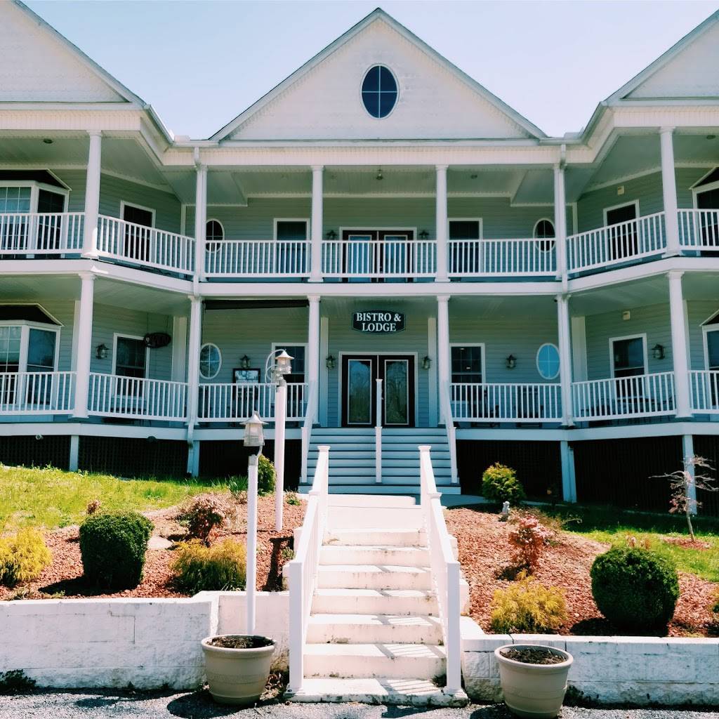 The Bistro At Acorn Hill | restaurant | 2134 Old Forest Rd, Lynchburg, VA 24501, USA | 4345281600 OR +1 434-528-1600