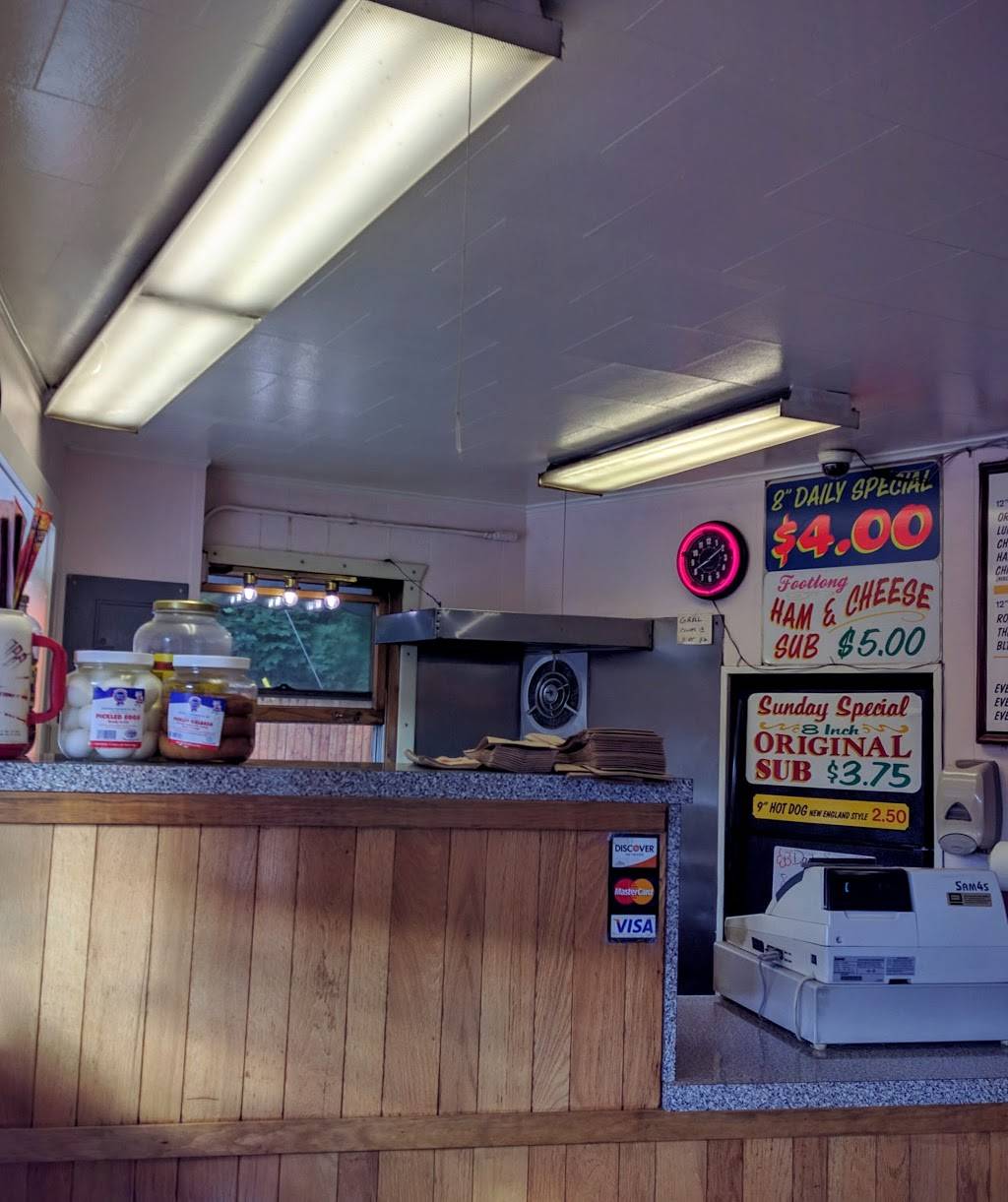 Angelinas Submarine Shop | meal takeaway | 34 1/2 Columbia St, Adams, MA 01220, USA | 4137439744 OR +1 413-743-9744