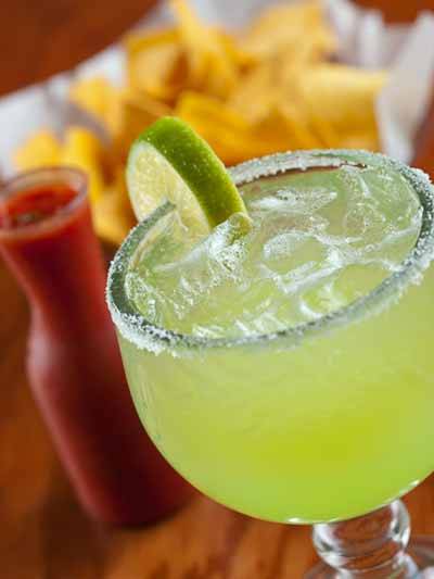 El Potrillo Restaurant | restaurant | 2301 N Main St, Hutchinson, KS 67502, USA | 6206649824 OR +1 620-664-9824