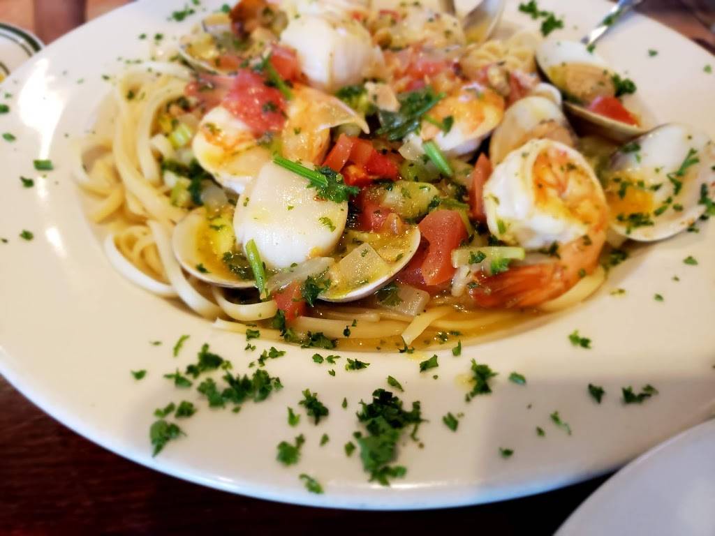 Villa Bella | restaurant | 6050 Burke Commons Rd, Burke, VA 22015, USA | 7032393580 OR +1 703-239-3580