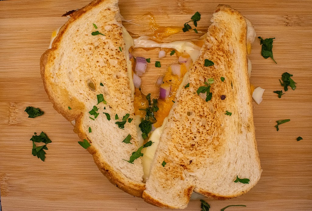 JTs Pregame | restaurant | 1305 E Archwood Ave, Akron, OH 44306, USA | 2163238071 OR +1 216-323-8071