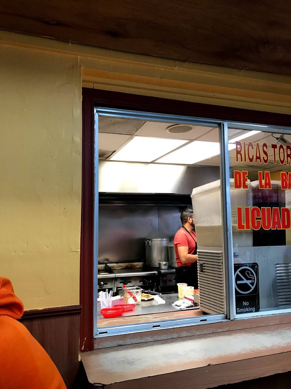 Tacos La Bala | restaurant | 6030 Dashwood Dr, Houston, TX 77081, USA | 7138382424 OR +1 713-838-2424