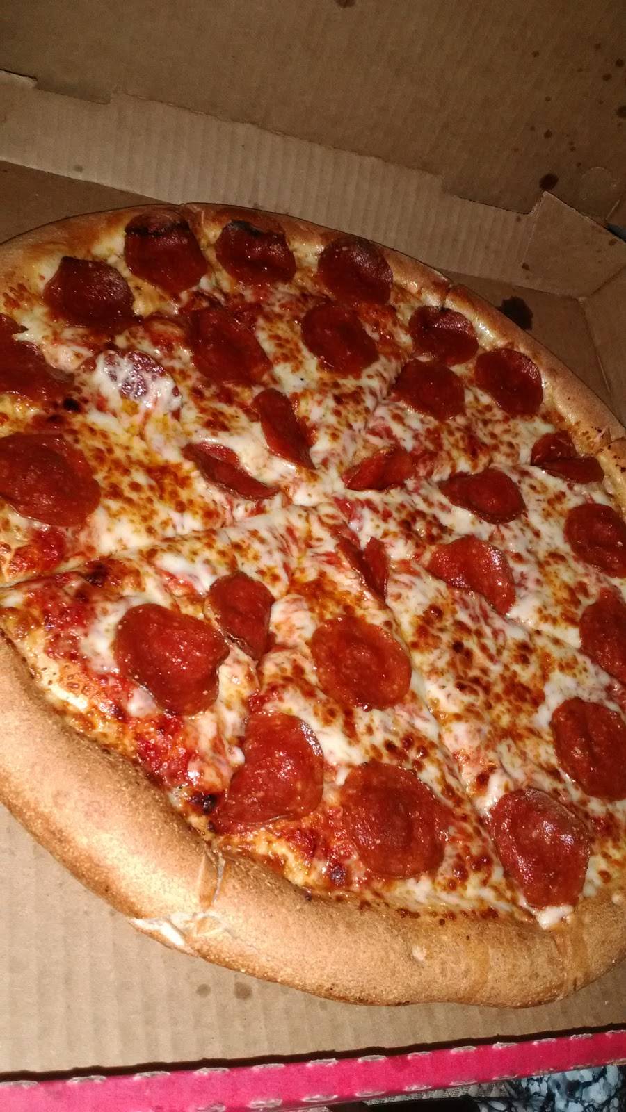 Pizza Trio | meal takeaway | 1473 S Main St, Santa Ana, CA 92707, USA | 7145504115 OR +1 714-550-4115