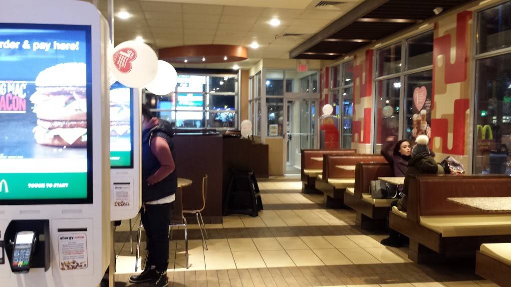 McDonalds | cafe | 1615 Dundas St E, Whitby, ON L1N 2L1, Canada | 9057286308 OR +1 905-728-6308