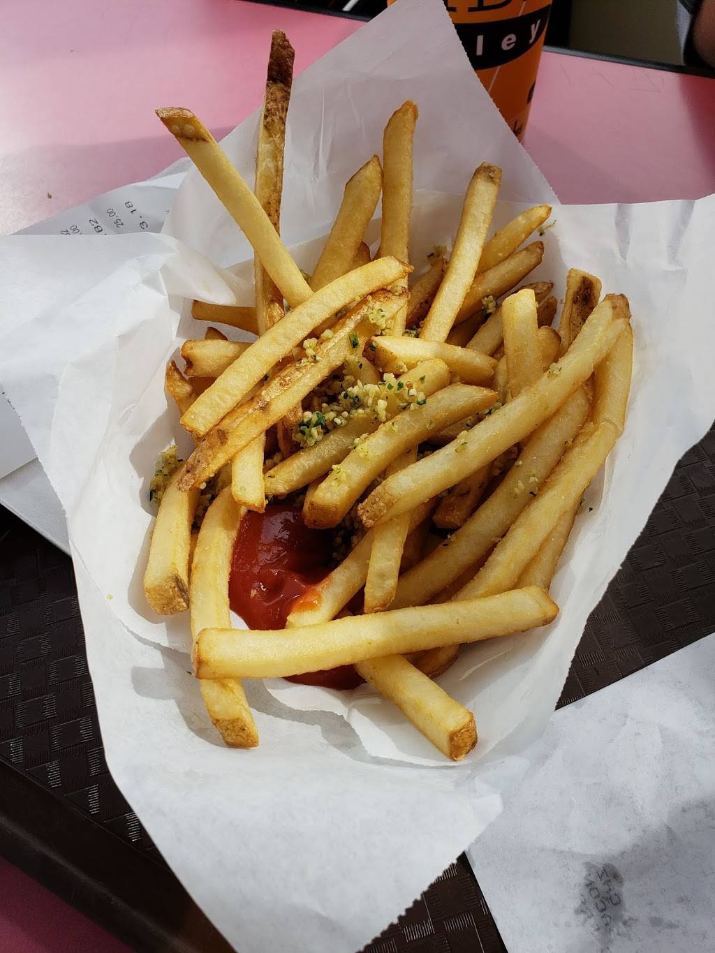 Kidd Valley | restaurant | 4910 Green Lake Way N, Seattle, WA 98103, USA | 2065470121 OR +1 206-547-0121