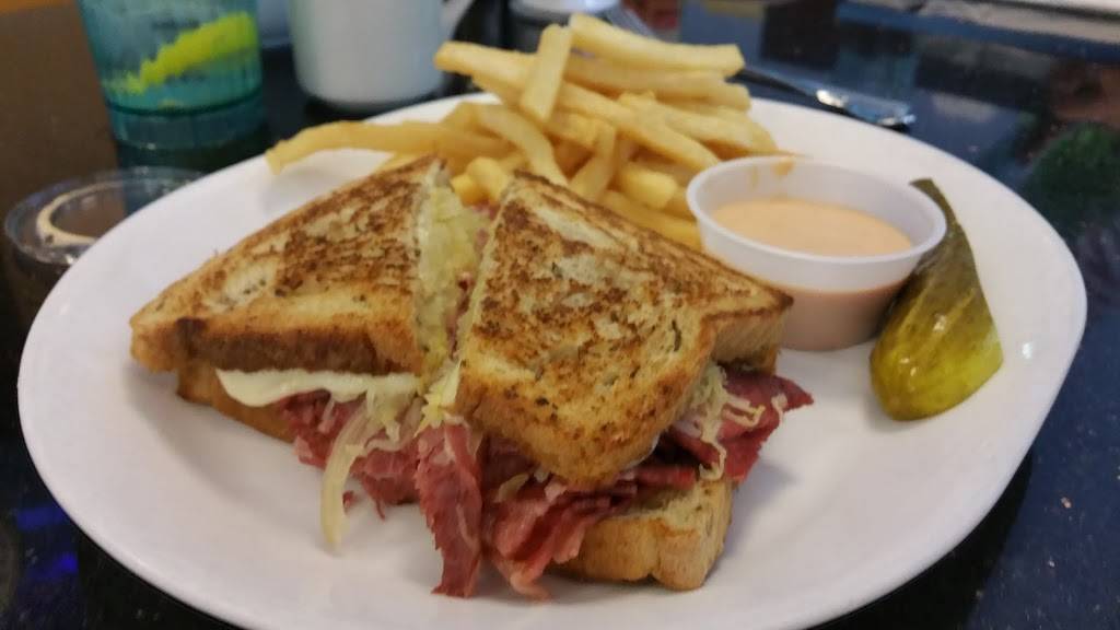 Lesters Diner | restaurant | 1393 NW 136th Ave, Sunrise, FL 33323, USA | 9548387473 OR +1 954-838-7473