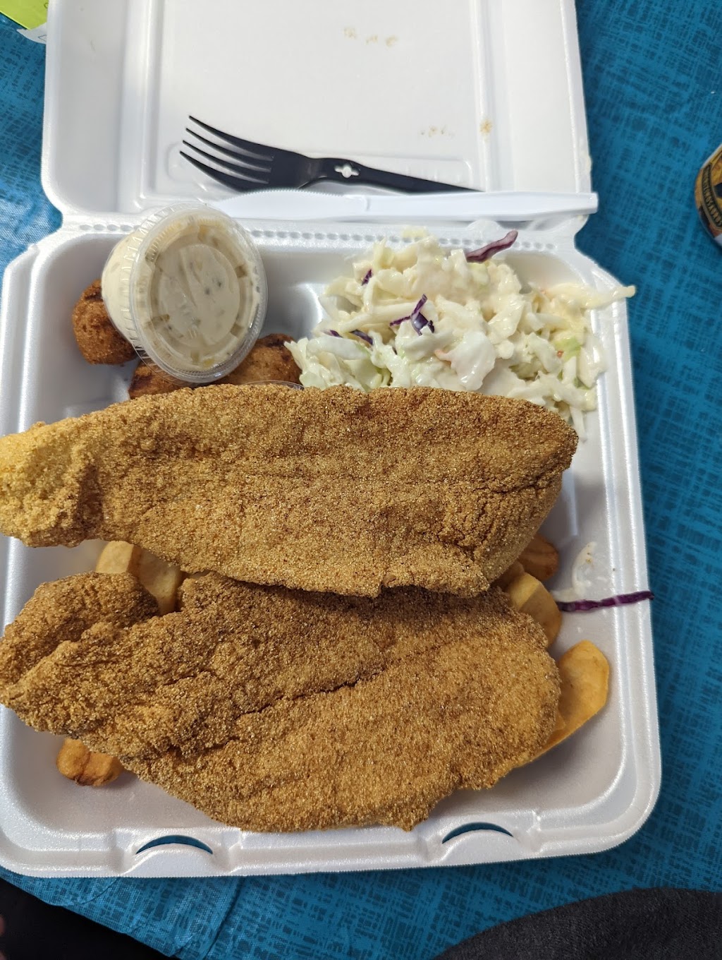 Wichita Fish Company | restaurant | 818 N Mosley St, Wichita, KS 67214, USA | 3162653474 OR +1 316-265-3474