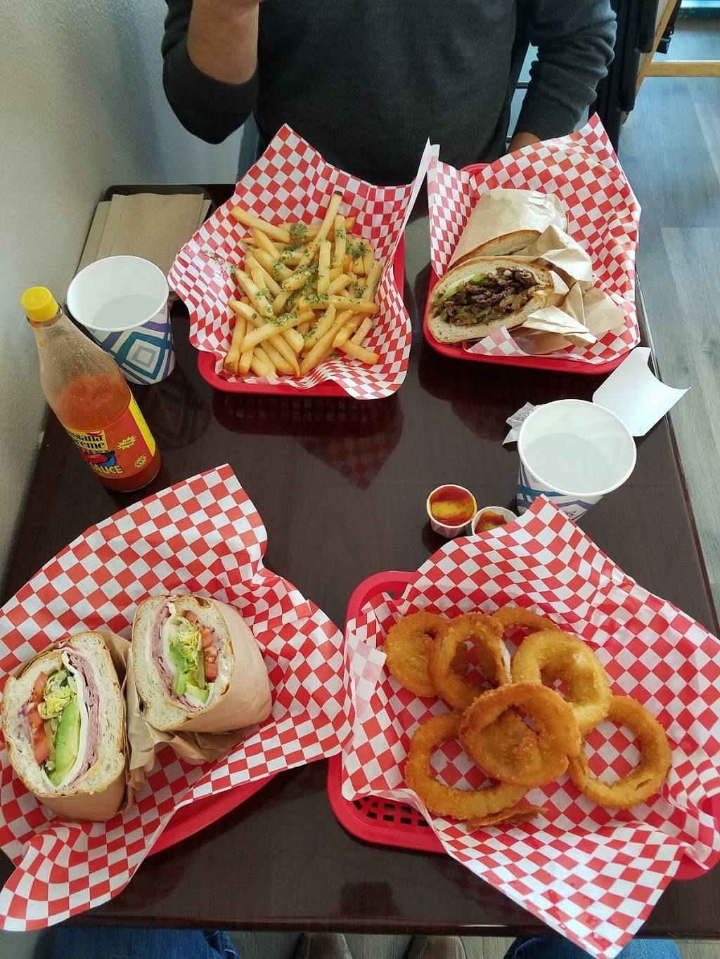 ROBBIES SANDWICHES | restaurant | 3555 CLARES ST SUITE TT, Capitola, CA 95010, USA | 8315157411 OR +1 831-515-7411