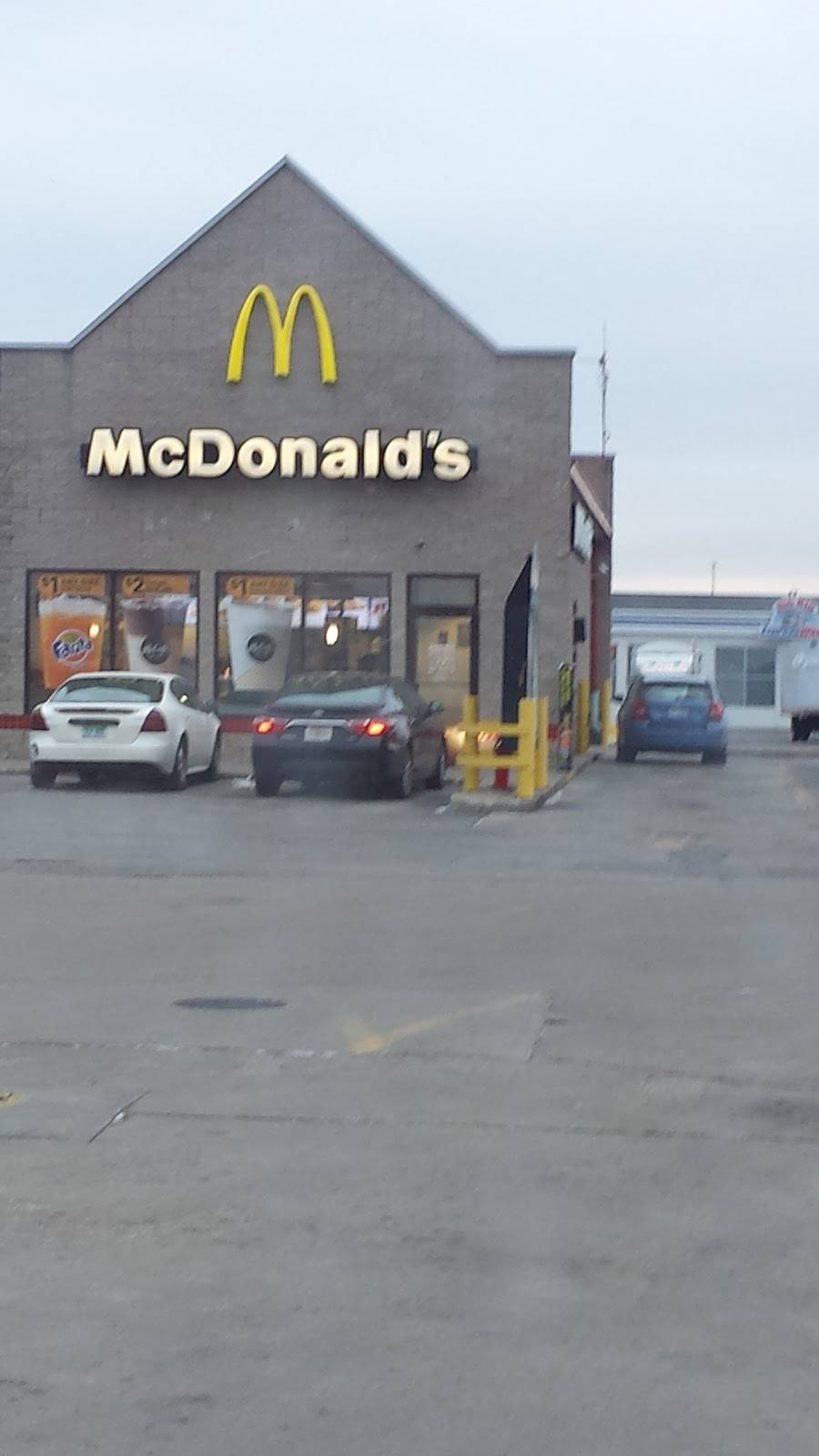 McDonalds | cafe | 3670 E Washington Rd, Saginaw, MI 48601, USA | 9897524568 OR +1 989-752-4568