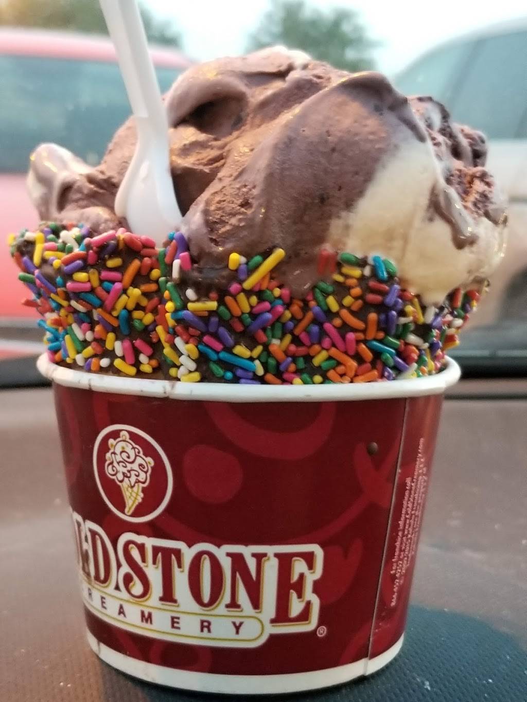Cold Stone Creamery | bakery | 1718 Hill Rd N #107, Pickerington, OH 43147, USA | 6148689801 OR +1 614-868-9801