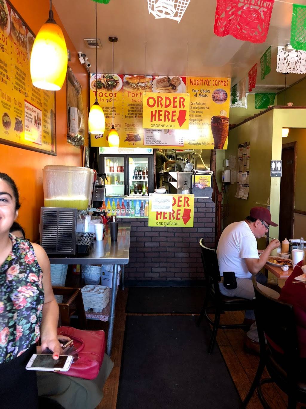 El Asador III | restaurant | 2753 W 51st St, Chicago, IL 60632, USA | 7734243240 OR +1 773-424-3240