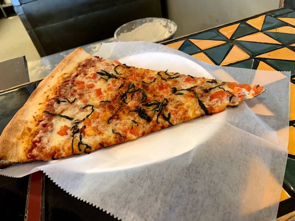 Cosmos Pizza | restaurant | 1325 Broadway #108, Boulder, CO 80302, USA | 3034471133 OR +1 303-447-1133