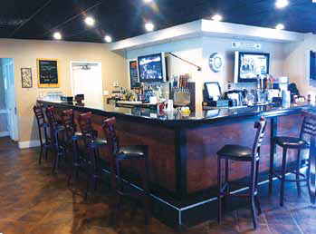 Radisson Ale House | restaurant | 8055 Potter Rd, Baldwinsville, NY 13027, USA | 3156357992 OR +1 315-635-7992