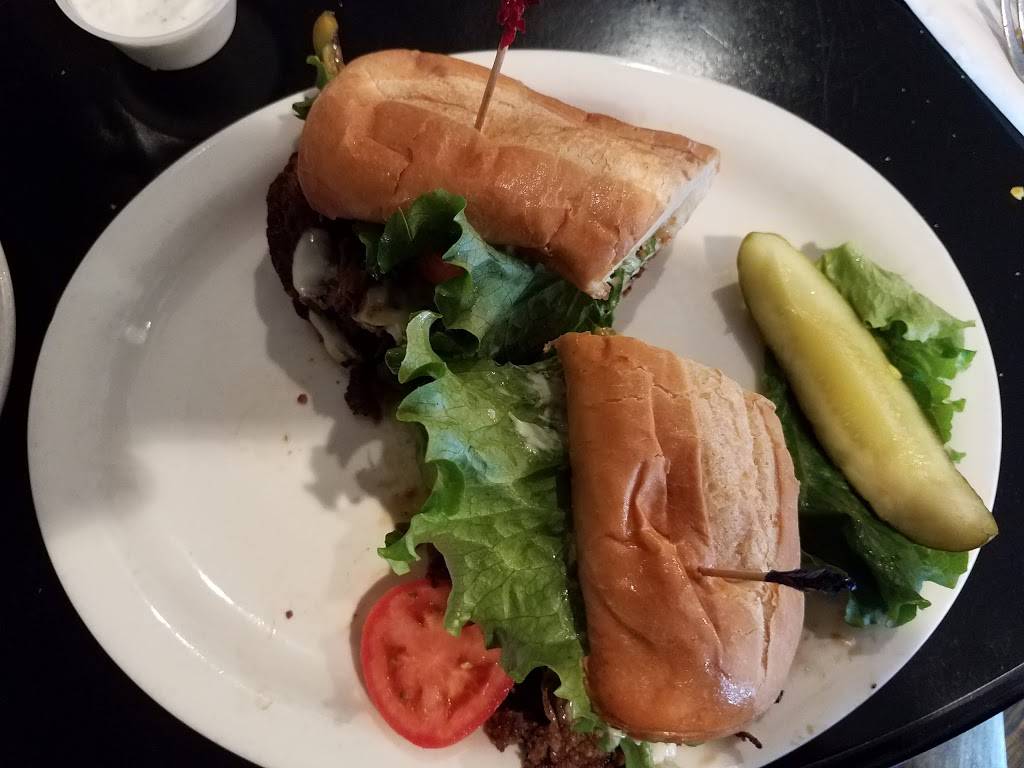 Kitzies | Restaurant & Lounge | restaurant | 1545 Rock Cliff Dr, Martinsburg, WV 25401, USA | 3049014957 OR +1 304-901-4957