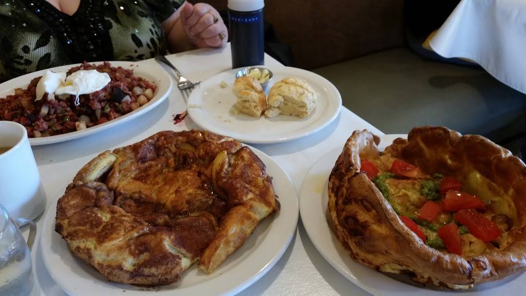 Sanborns | restaurant | 3200 SE Milwaukie Ave, Portland, OR 97202, USA | 5039638000 OR +1 503-963-8000