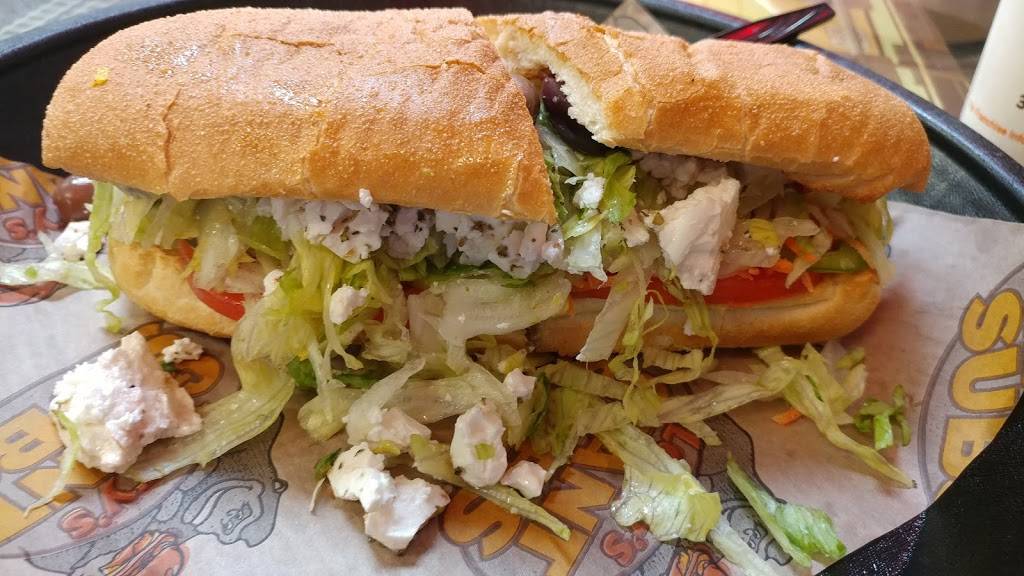Larrys Giant Subs | meal takeaway | 251 E Granada Blvd, Ormond Beach, FL 32176, USA | 3866736302 OR +1 386-673-6302