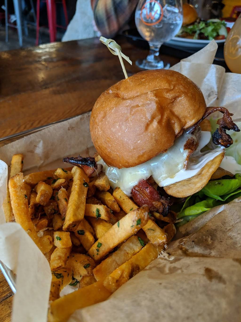 Worthy Kitchen | restaurant | 442 Woodstock Rd, Woodstock, VT 05091, USA | 8024577281 OR +1 802-457-7281