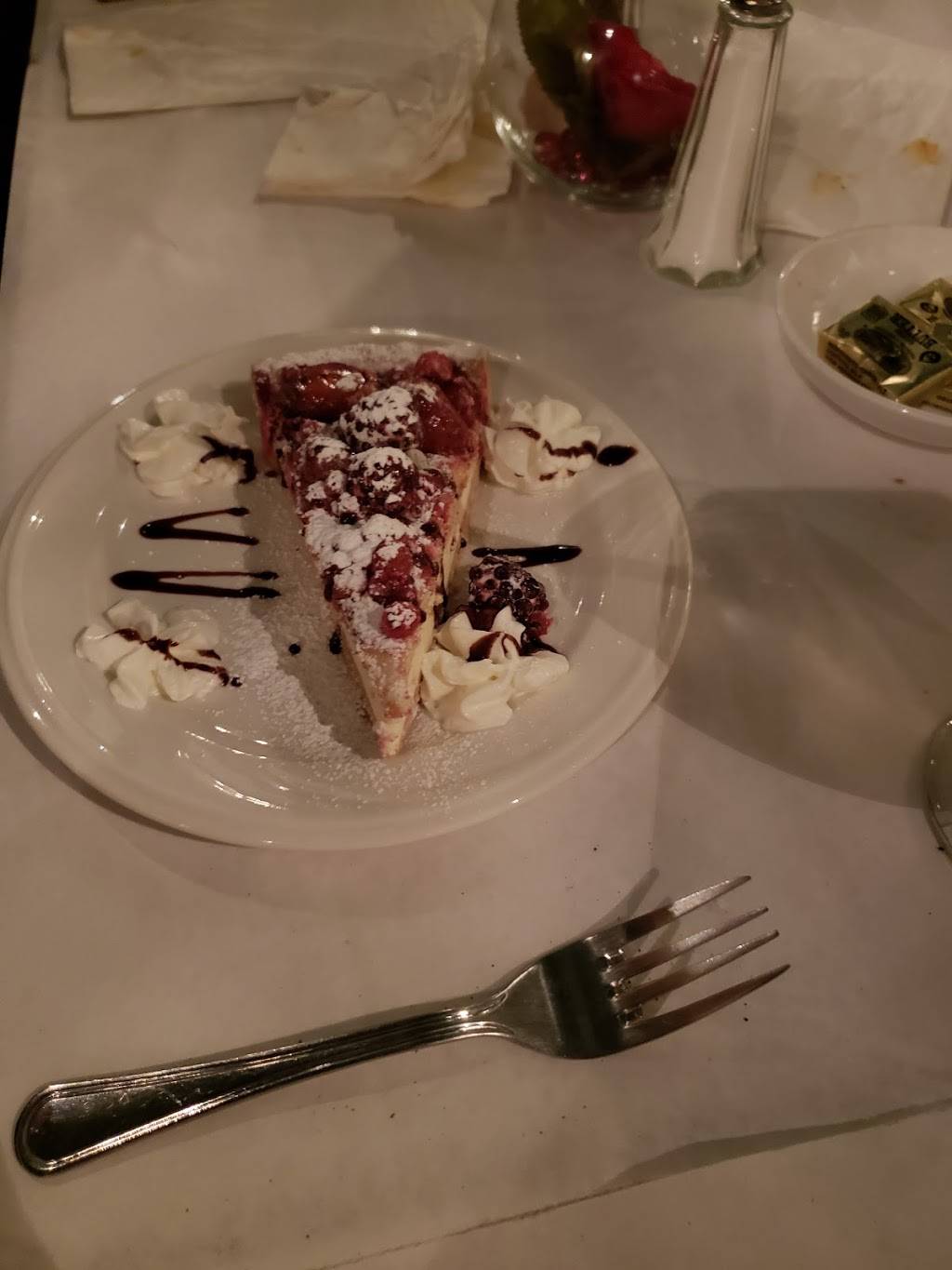 Antica Trattoria | restaurant | 68-10 Fresh Pond Rd, Ridgewood, NY 11385, USA | 7183861559 OR +1 718-386-1559