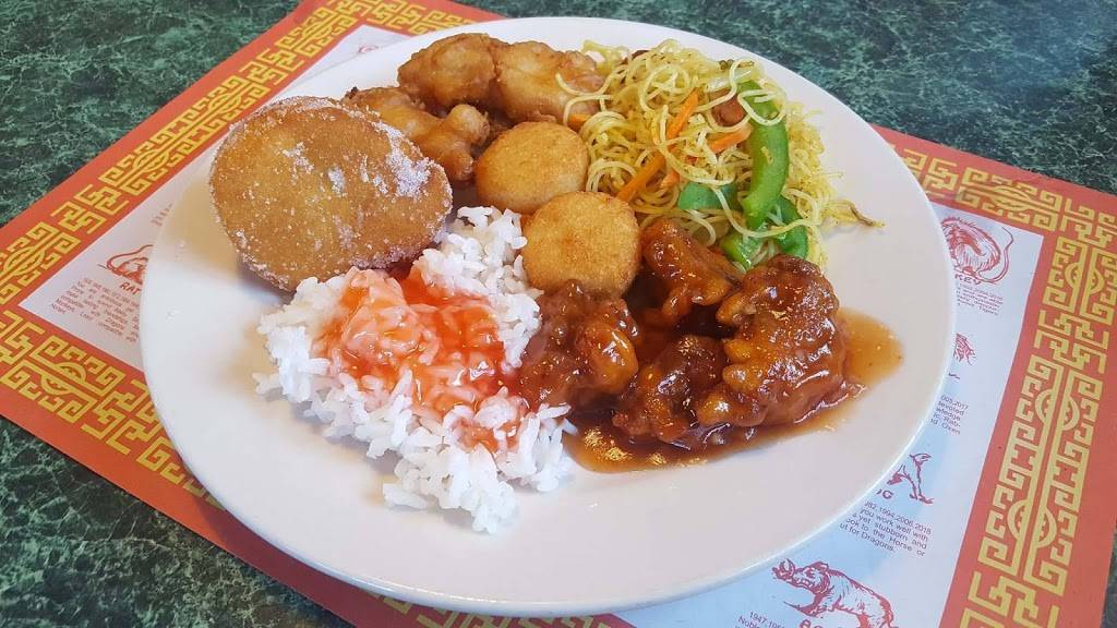 Tsing Tao | restaurant | 2613, 5765 S Packard Ave, Cudahy, WI 53110, USA | 4147445560 OR +1 414-744-5560