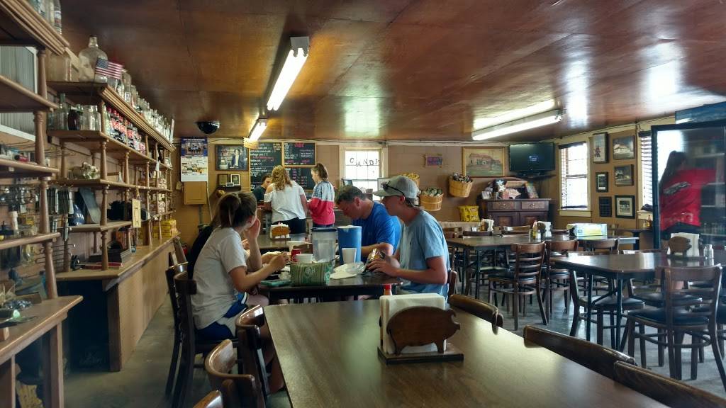 Hot Thomas Barbeque | restaurant | 3753 Greensboro Hwy, Watkinsville, GA 30677, USA | 7067696550 OR +1 706-769-6550