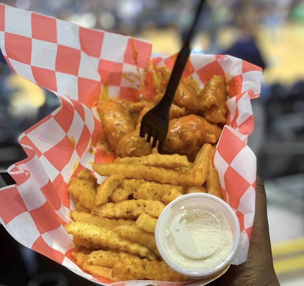 The Wing Guru Bartlett | restaurant | 7199 Stage Rd, Memphis, TN 38133, USA | 9015098845 OR +1 901-509-8845