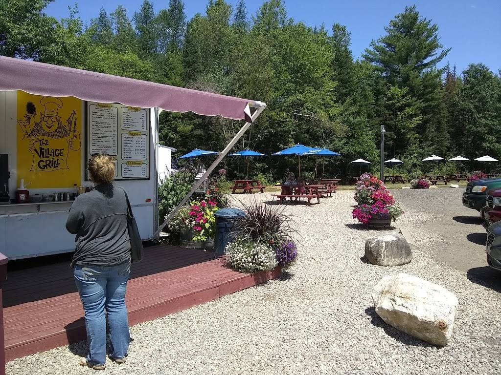 The Village Grill Co | restaurant | 28 Biscay Rd, Damariscotta, ME 04543, USA | 2075632278 OR +1 207-563-2278