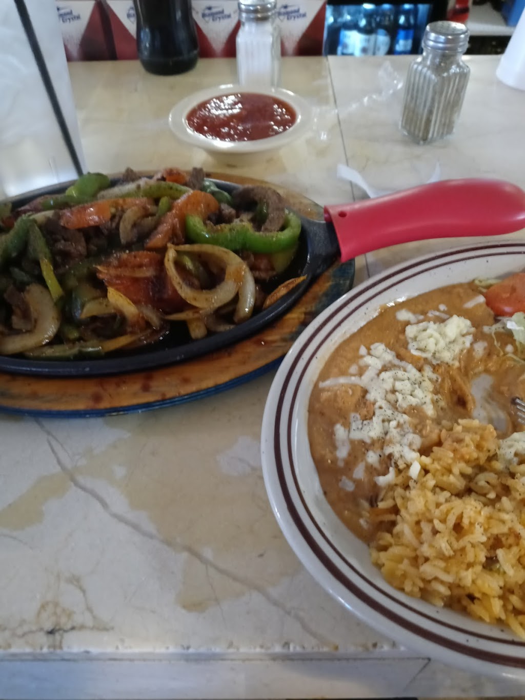 Sabores Mexican Grill & Bar | restaurant | 317 S Osage Ave, Dewey, OK 74029, USA | 9185344018 OR +1 918-534-4018