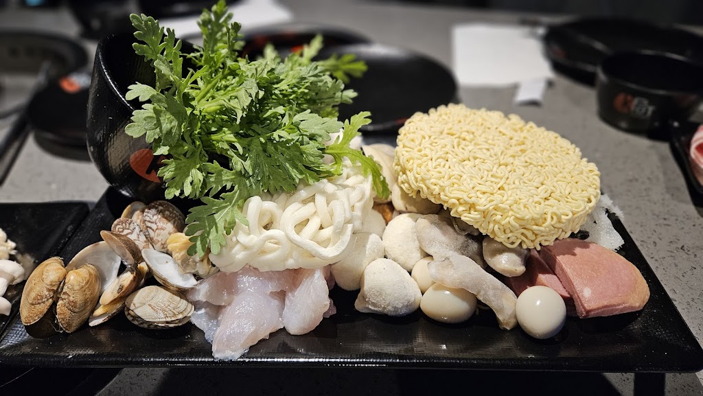 KPOT Korean BBQ & Hot Pot | restaurant | 3011 W Gate City Blvd, Greensboro, NC 27403, USA | 3368085063 OR +1 336-808-5063