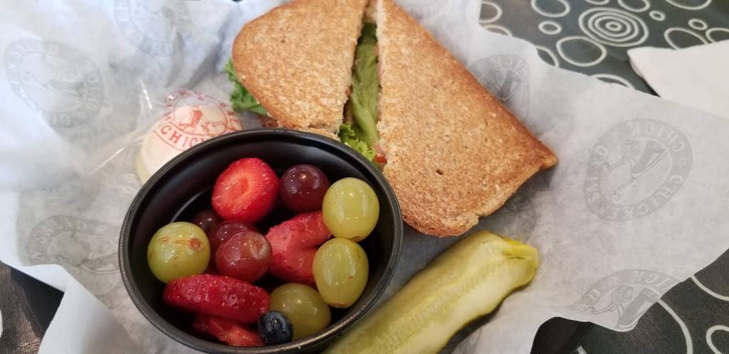 Chicken Salad Chick | restaurant | 214 Newnan Crossing Bypass, Newnan, GA 30265, USA | 7703366243 OR +1 770-336-6243