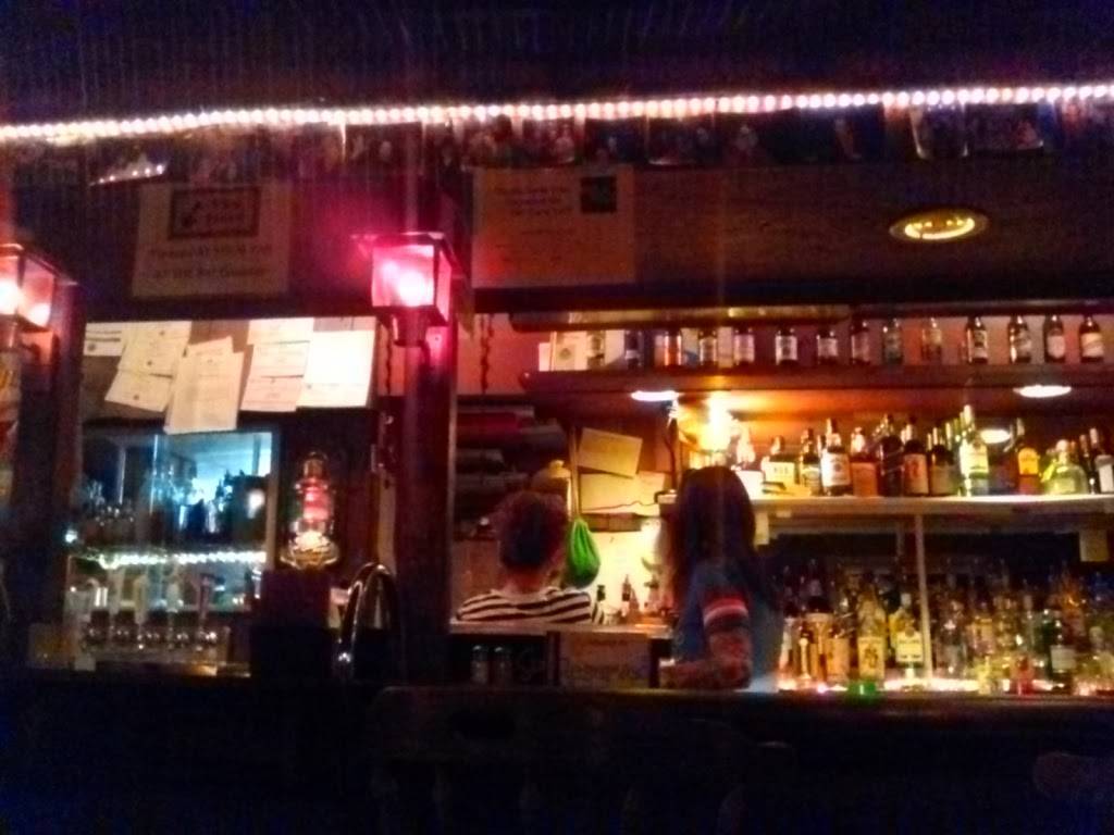 Redwood Inn | restaurant | 1432 W Main St, Fort Wayne, IN 46808, USA | 2604267543 OR +1 260-426-7543